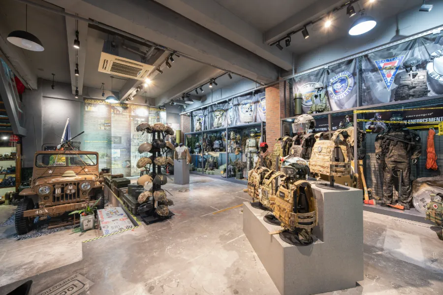 Showroom Tour-1